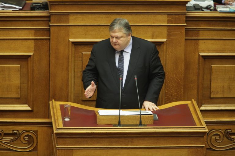 Ο Ε. Βενιζέλος στη Βουλή: Ανεπαρκής η προστασία των δανειοληπτών | Newsit.gr Ο Ε. Βενιζέλος στη Βουλή: Ανεπαρκής η προστασία των δανειοληπτών | Newsit.gr