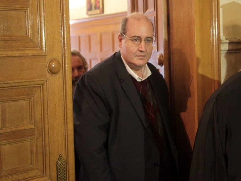Εννέα βουλευτές του ΣΥΡΙΖΑ στηρίζουν Φίλη για τα Θρησκευτικά | Newsit.gr Εννέα βουλευτές του ΣΥΡΙΖΑ στηρίζουν Φίλη για τα Θρησκευτικά | Newsit.gr