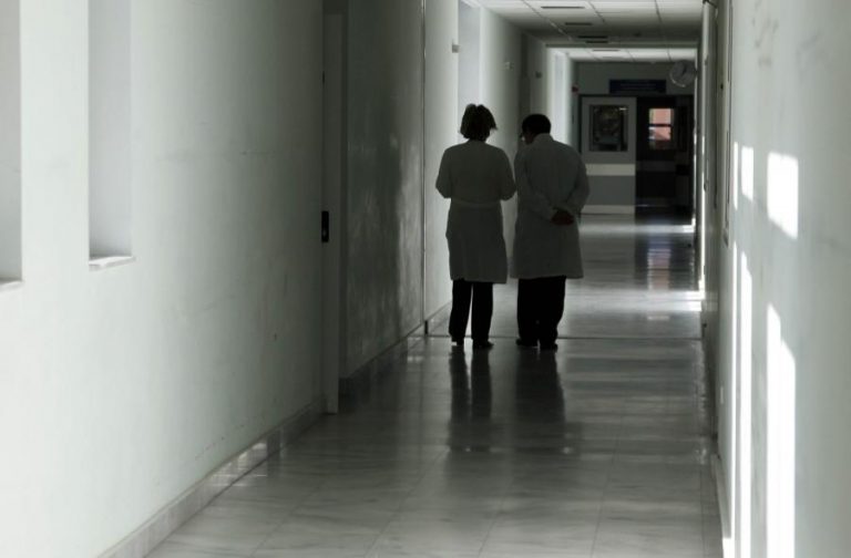 Καλυτερεύουν τα προσφυγόπουλα που νοσηλεύονται με Ηπατίτιδα – Θα εμβολιαστούν όσοι ήρθαν σε επαφή μαζί τους