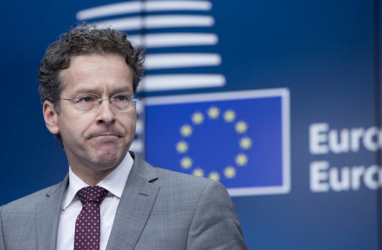 Συγγνώμη «μέσα από τα δόντια του» ζητεί ο Ντάισελμπλουμ