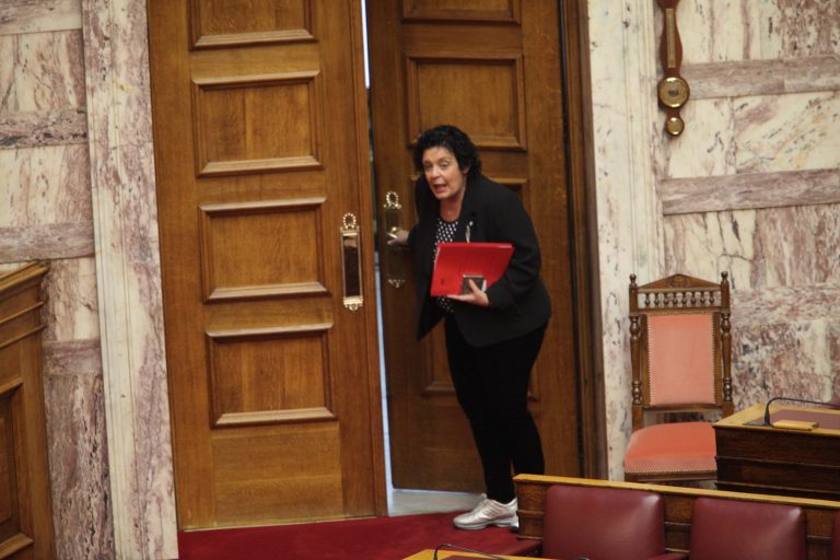 Όλο το παρασκήνιο της καρατόμησης Στύλιου μετά το «θέλεις Κασιδιάρη» στην Κανέλλη – Οργισμένος ο Σαμαράς – Κανέλλη: Η κυβέρνηση έκανε το αυτονόητο