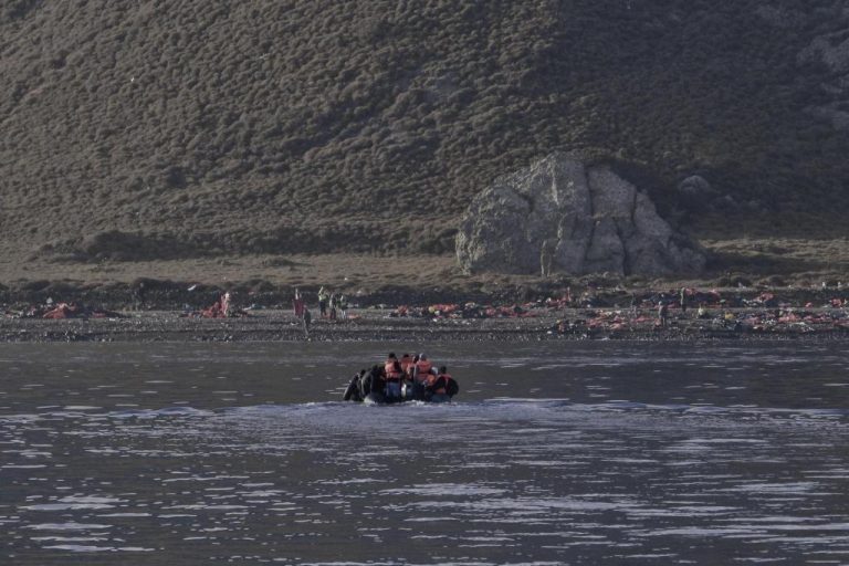 Μόλις 55 μετανάστες και πρόσφυγες έφτασαν από χθες στα νησιά του Βόρειου Αιγαίου