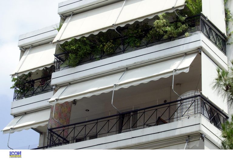 Νύχτα τρόμου για τρεις γυναίκες στη Νέα Πέραμο | Newsit.gr Νύχτα τρόμου για τρεις γυναίκες στη Νέα Πέραμο | Newsit.gr