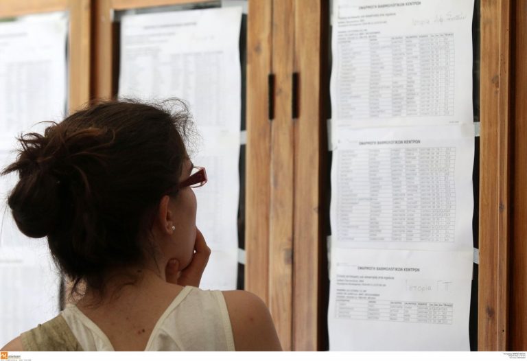 Γαβρόγλου: Έρχεται το τέλος των Πανελλαδικών – Στο πανεπιστήμιο με τον βαθμό απολυτηρίου