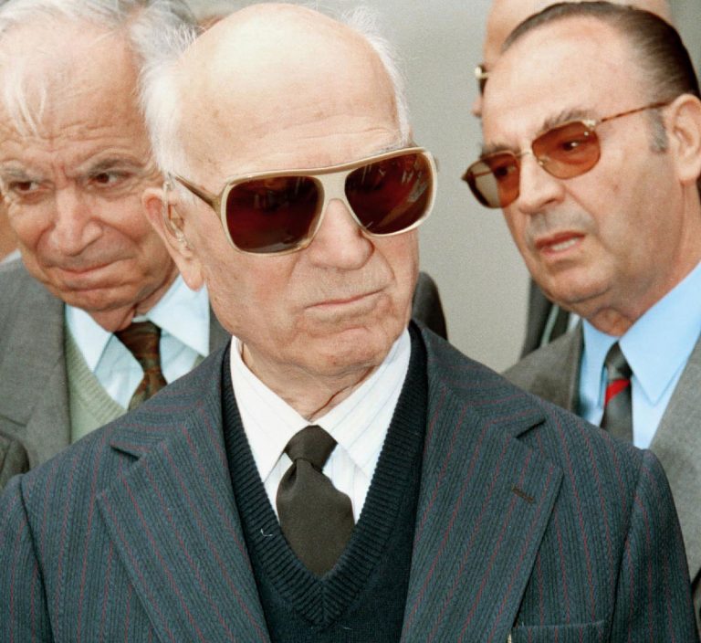 Πέθανε ο πραξικοπηματίας Στυλιανός Παττακός στα 104 του χρόνια | Newsit.gr Πέθανε ο πραξικοπηματίας Στυλιανός Παττακός στα 104 του χρόνια | Newsit.gr