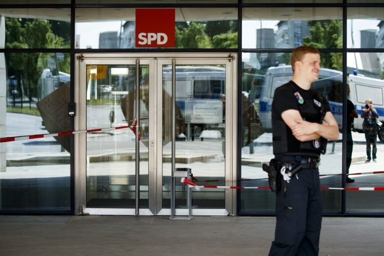Πολύ κακό για το τίποτα! Άφαντο το «ύποπτο» πακέτο στο SPD