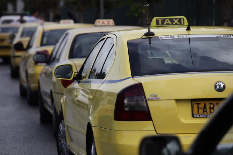 Τι όπλισε το χέρι του μανιακού που επιτίθεται σε οδηγούς ταξί! Η περίπτωση της εκδίκησης – Δέκα περιστατικά στο “μικροσκόπιο” | Newsit.gr Τι όπλισε το χέρι του μανιακού που επιτίθεται σε οδηγούς ταξί! Η περίπτωση της εκδίκησης – Δέκα περιστατικά στο “μικροσκόπιο” | Newsit.gr