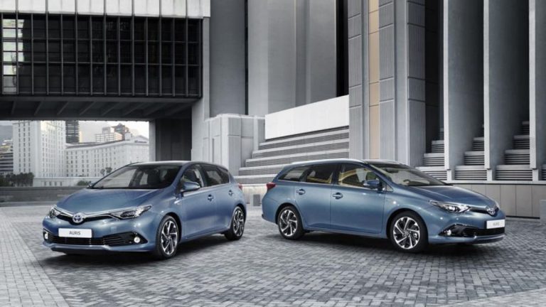 Νέο Toyota Auris: Ανανέωσε το… look του και τους κινητήρες | Newsit.gr Νέο Toyota Auris: Ανανέωσε το… look του και τους κινητήρες | Newsit.gr