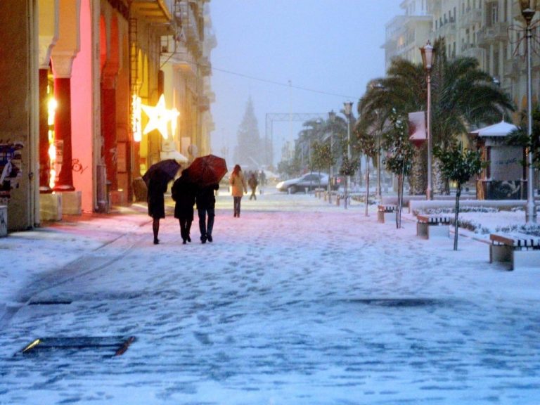 Χριστούγεννα 2015: Τι καιρό θα κάνει τις ημέρες των γιορτών – Πού θα πέσουν χιόνια