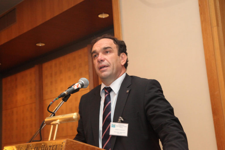 Για την ακόμα πιο εύρυθμη λειτουργία του σχολείου μας, αποφασίσαμε να Κάθε μαθητής/-τρια οφείλει να συμπεριφέρεται τόσο προς τους καθηγητές του, όσο.