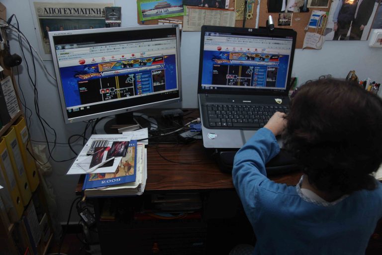 Θεσσαλονίκη: «Θέλω να αυτοκτονήσω» | Newsit.gr Θεσσαλονίκη: «Θέλω να αυτοκτονήσω» | Newsit.gr