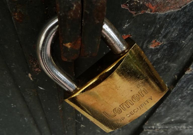 Θεσσαλονίκη: Εφιαλτική 8ετία στην αγορά – 14.180 λουκέτα σε βιοτεχνικές επιχειρήσεις της πόλης! | Newsit.gr Θεσσαλονίκη: Εφιαλτική 8ετία στην αγορά – 14.180 λουκέτα σε βιοτεχνικές επιχειρήσεις της πόλης! | Newsit.gr