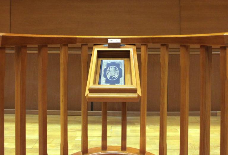 Βαριές ποινές στη μητέρα και στον σύντροφό της που βίαζαν και βασάνιζαν δύο ανήλικα αγοράκια | Newsit.gr Βαριές ποινές στη μητέρα και στον σύντροφό της που βίαζαν και βασάνιζαν δύο ανήλικα αγοράκια | Newsit.gr