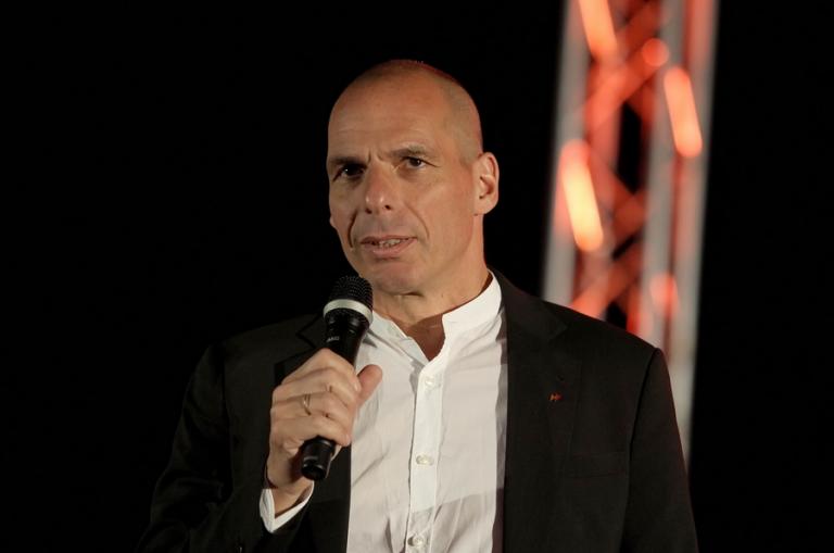 Διαψεύδει τα περί υποψηφιότητάς του στις Ευρωεκλογές ο Βαρουφάκης | Newsit.gr Διαψεύδει τα περί υποψηφιότητάς του στις Ευρωεκλογές ο Βαρουφάκης | Newsit.gr