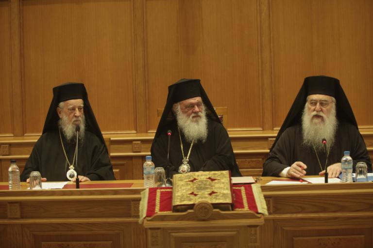 Θρησκευτικά: Εκτός ύλης με απαίτηση της Εκκλησίας, Ασιμος, Ριάνα, Σαββόπουλος | Newsit.gr Θρησκευτικά: Εκτός ύλης με απαίτηση της Εκκλησίας, Ασιμος, Ριάνα, Σαββόπουλος | Newsit.gr