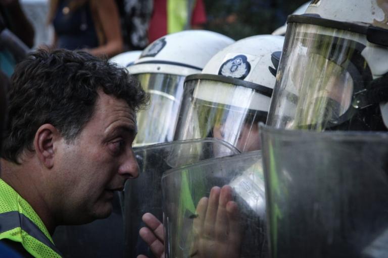 ΝΔ: Οι Ρουβίκωνες αφήνονται ελεύθεροι, στους μεταλλωρύχους της Eldorado ρίχνετε χημικά