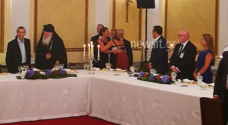 Μπέτυ Μπαζιάνα: Συνάντηση με Μαρέβα Μητσοτάκη!
