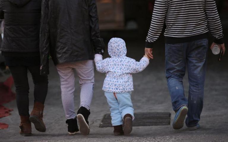 Τέλος Μαρτίου η πρώτη δόση του νέου ενιαίου «επιδόματος παιδιού» | Newsit.gr Τέλος Μαρτίου η πρώτη δόση του νέου ενιαίου «επιδόματος παιδιού» | Newsit.gr