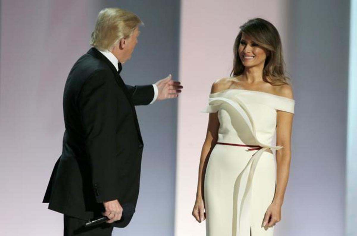 Μελάνια Τραμπ φόρεμα