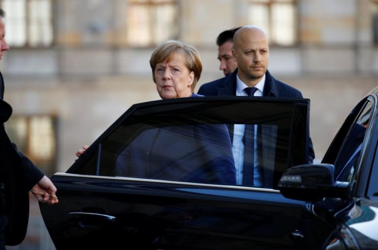 Spiegel: Η Ευρώπη έχει τελειώσει! Η Μέρκελ να βάλει το χέρι της