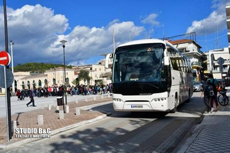 Άργος: Διαμαρτυρία μαθητών για τη διακοπή δρομολογίων του ΚΤΕΛ – Το πρόβλημα της μεταφοράς! | Newsit.gr Άργος: Διαμαρτυρία μαθητών για τη διακοπή δρομολογίων του ΚΤΕΛ – Το πρόβλημα της μεταφοράς! | Newsit.gr