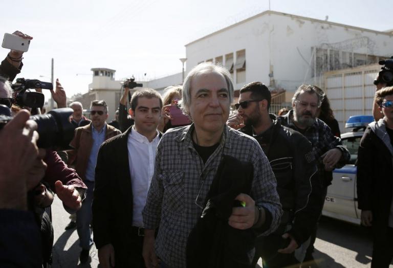 Ρουβίκωνας: Καταγγέλει τη ΝΔ για «παρεμβολές» στο Facebook!