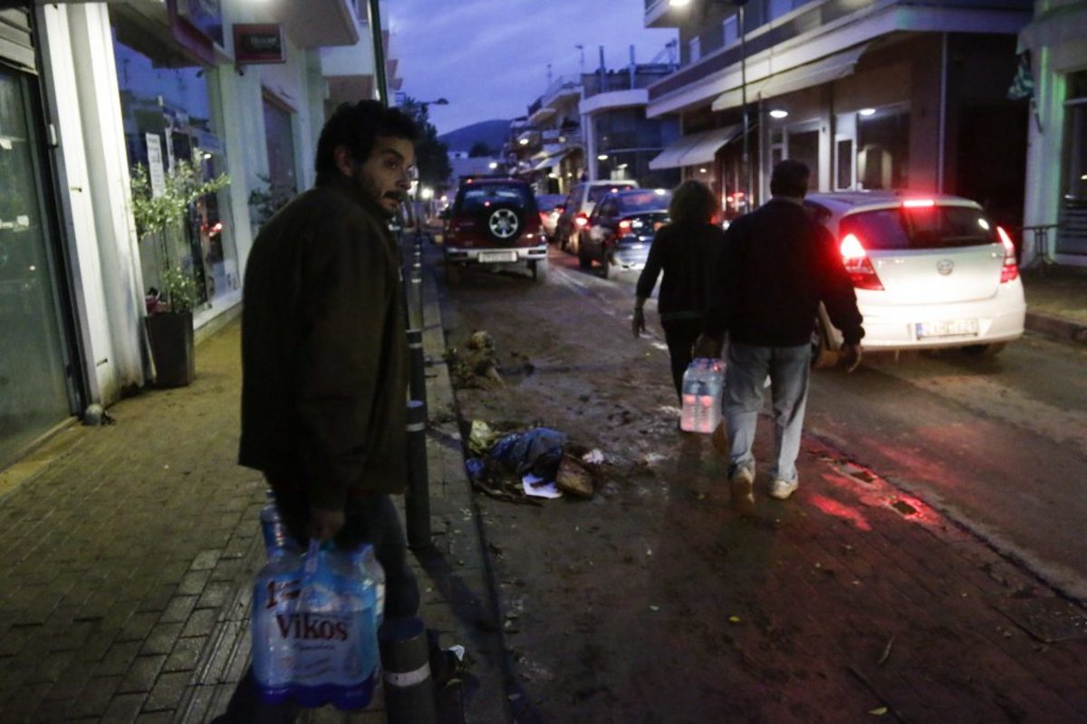 βοήθεια στη Μάνδρα