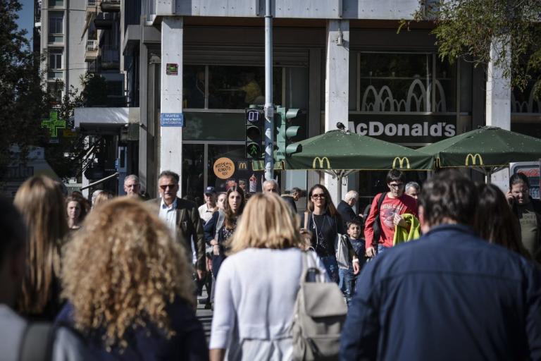 Telegraph: Ανάκαμψη της ελληνικής οικονομίας το 2018 αλλά οι Έλληνες δεν… πανηγυρίζουν | Newsit.gr Telegraph: Ανάκαμψη της ελληνικής οικονομίας το 2018 αλλά οι Έλληνες δεν… πανηγυρίζουν | Newsit.gr