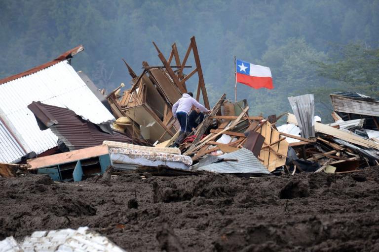 Χιλή: 11 οι νεκροί από τη φονική κατολίσθηση – Αγωνία για 15 αγνοούμενους | Newsit.gr Χιλή: 11 οι νεκροί από τη φονική κατολίσθηση – Αγωνία για 15 αγνοούμενους | Newsit.gr
