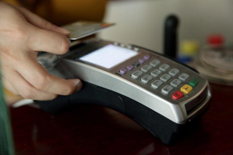 Λοταρία: Οι 4 υπερτυχεροί που κέρδισαν 3.000 ευρώ! Στο Taxisnet τα… ραβασάκια! | Newsit.gr Λοταρία: Οι 4 υπερτυχεροί που κέρδισαν 3.000 ευρώ! Στο Taxisnet τα… ραβασάκια! | Newsit.gr