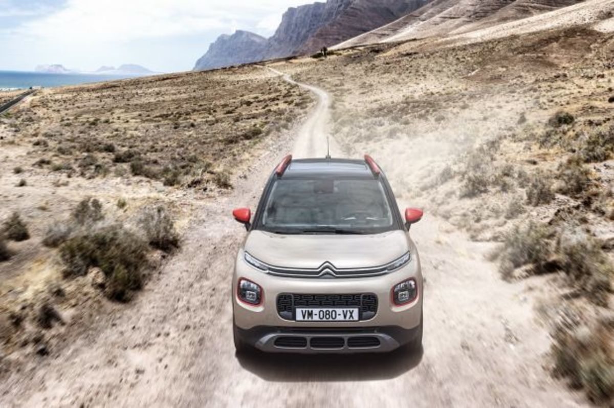 Το νέο Citroën C3 απέκτησε και crossover «αδελφό» [vid]