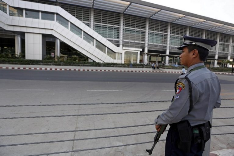 Βρήκαν τα συντρίμμια του στρατιωτικού αεροπλάνου με 116 επιβαίνοντες στη Μιανμάρ