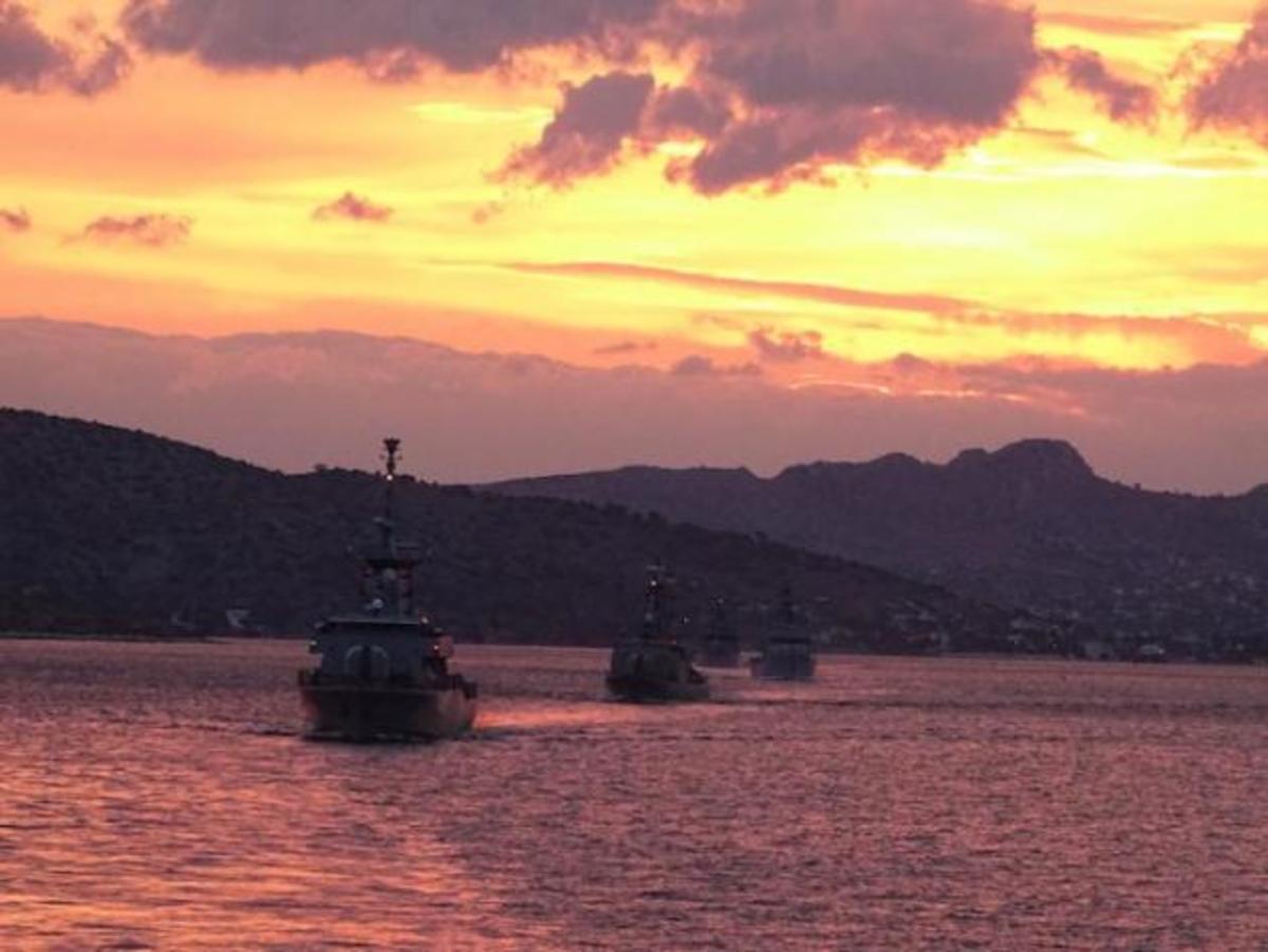 “Καταιγίδα” στο Αιγαίο έφερε το Πολεμικό Ναυτικό