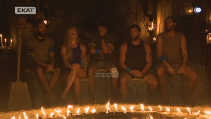 Χαμός με την κίνηση του Σπαλιάρα την ώρα της αποχώρησης του Μπο! Το νεύμα που λίγοι πρόσεξαν…