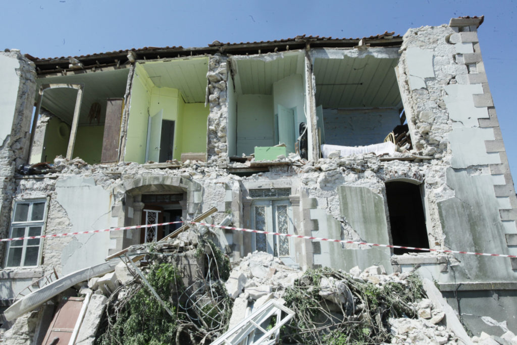 Σεισμός – Μυτιλήνη: Αντιπροσωπεία της UNESCO και του Παγκόσμιου Δικτύου Γεωπάρκων στη Βρίσα