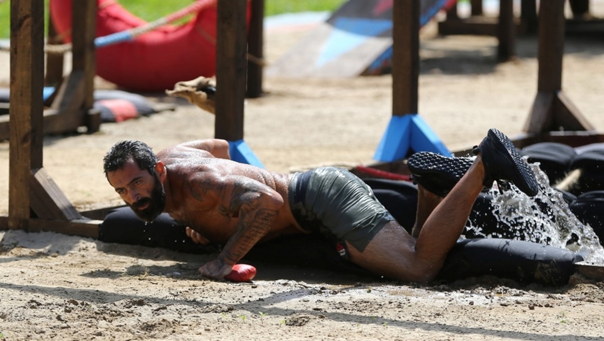 Survivor: “Τον έχω δει να λέει για τους αντίπαλους, αλλά μπροστά τους…” [vid]