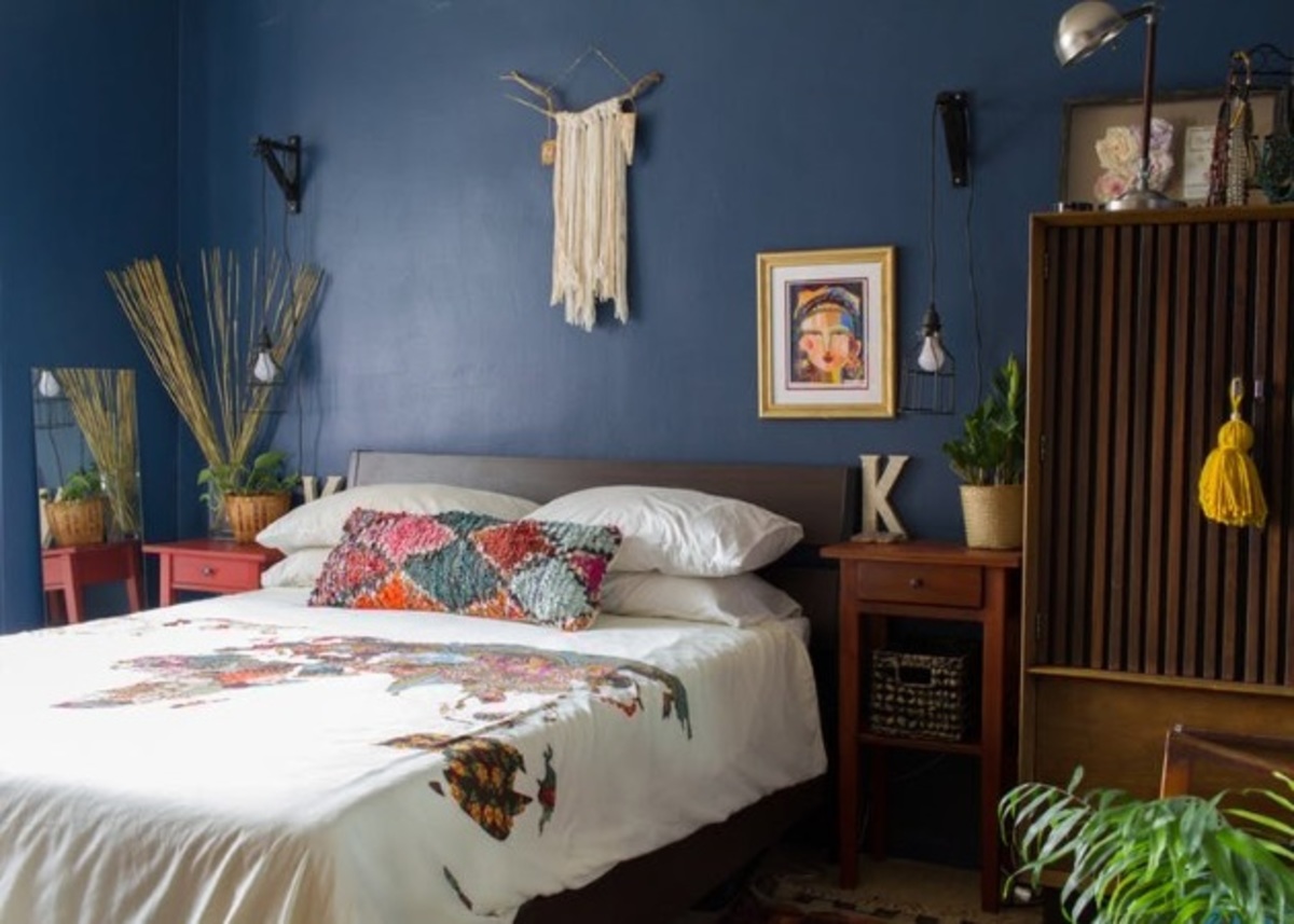 Υπνοδωμάτιο: Το νέο χρωματικό trend για τον πιο πολύτιμο χώρο του σπιτιού κατέφθασε και είναι ό,τι καλύτερο