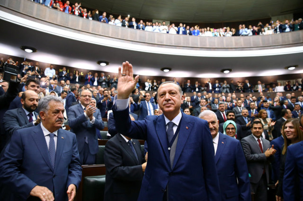 “Πόλεμος” ΗΠΑ – Τουρκίας! Εντάλματα σύλληψης για σωματοφύλακες του Ερντογάν – Απειλές από τον Σουλτάνο