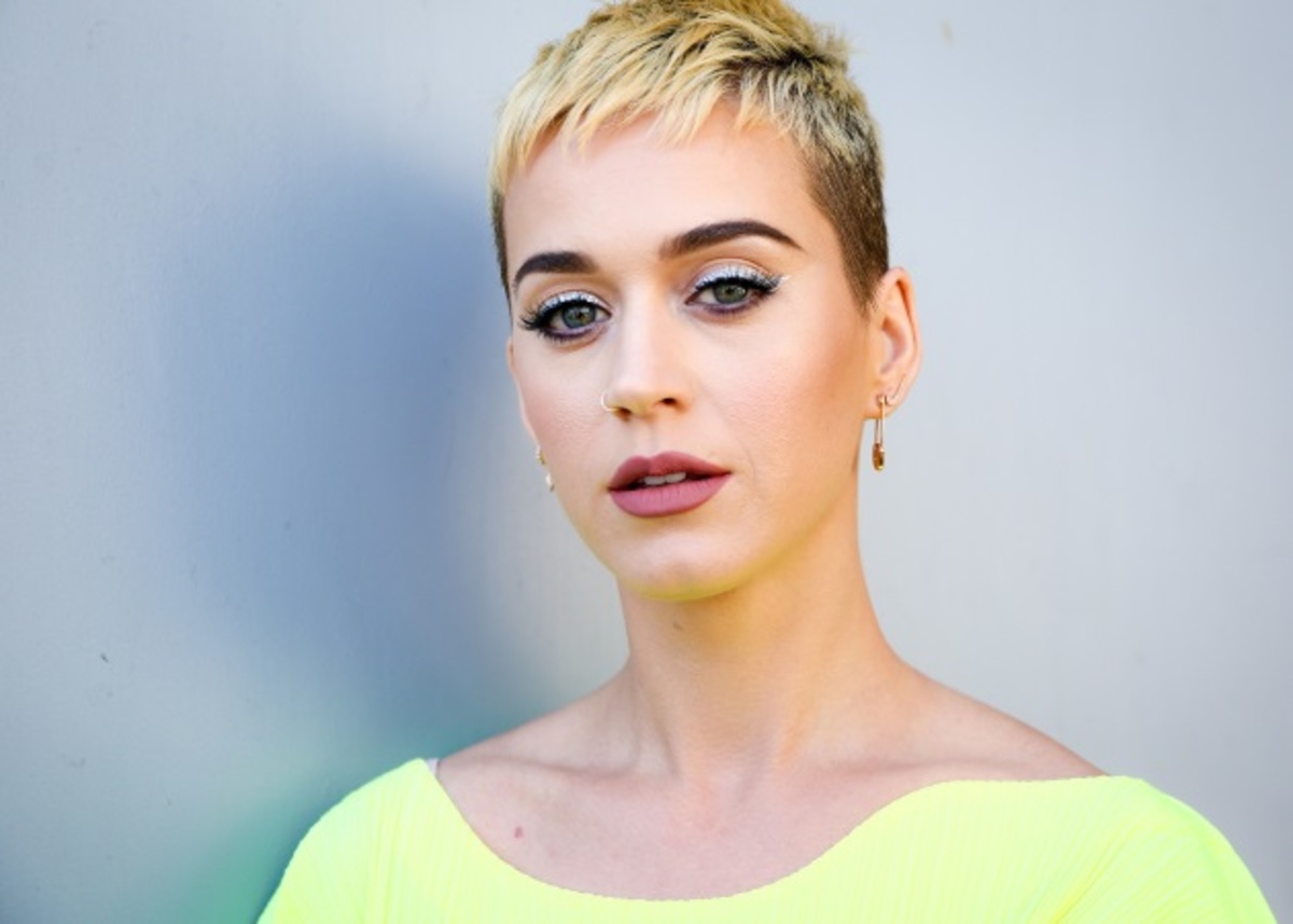 Με ποιον γοητευτικό Έλληνα συναντήθηκε η Katy Perry και τι «μαγειρεύουν» παρέα;