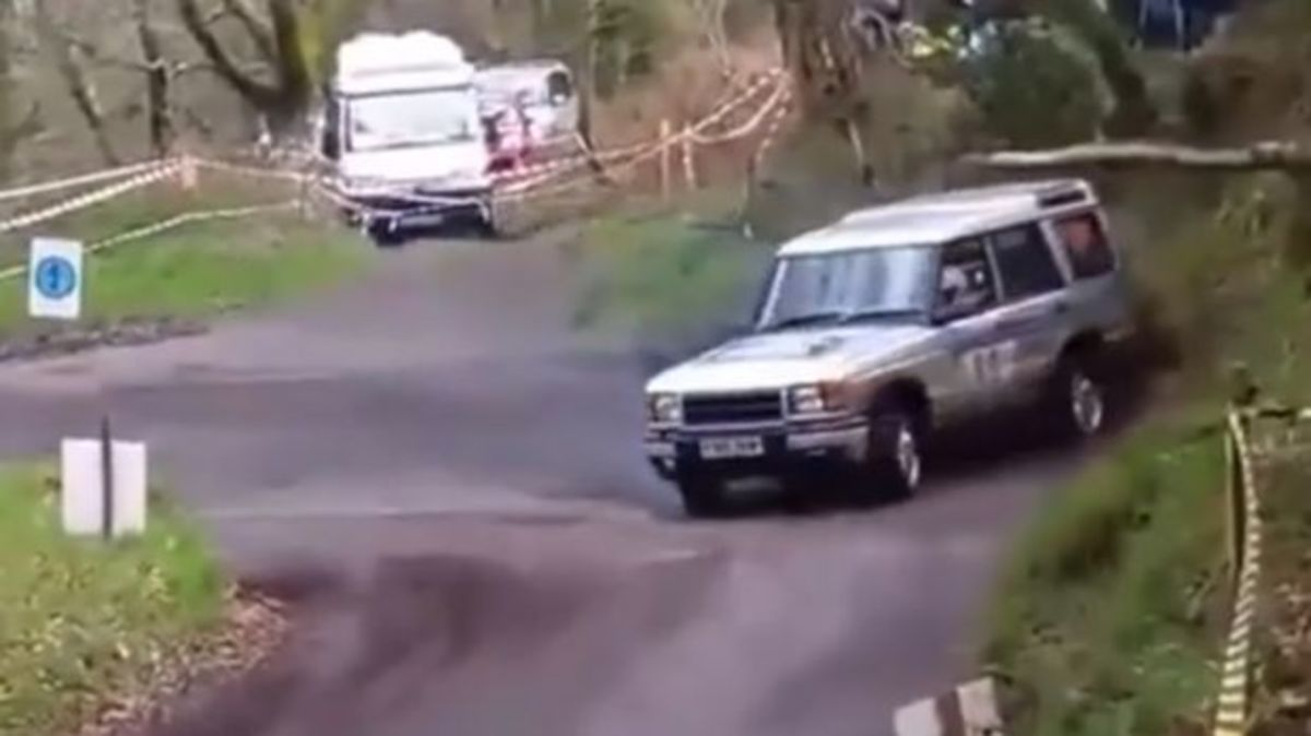Απίθανο Land Rover Discovery για ράλι, με κινητήρα BMW M3! [vid]