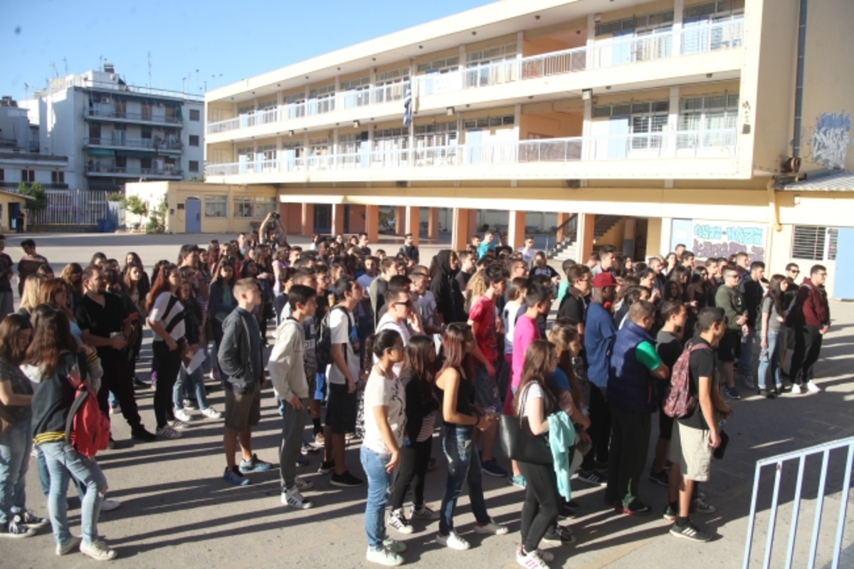 Πανελλήνιες 2017 Πανελλαδικές: Αρχή με Έκθεση – Νεοελληνική Γλώσσα για ΕΠΑΛ, ΓΕΛ