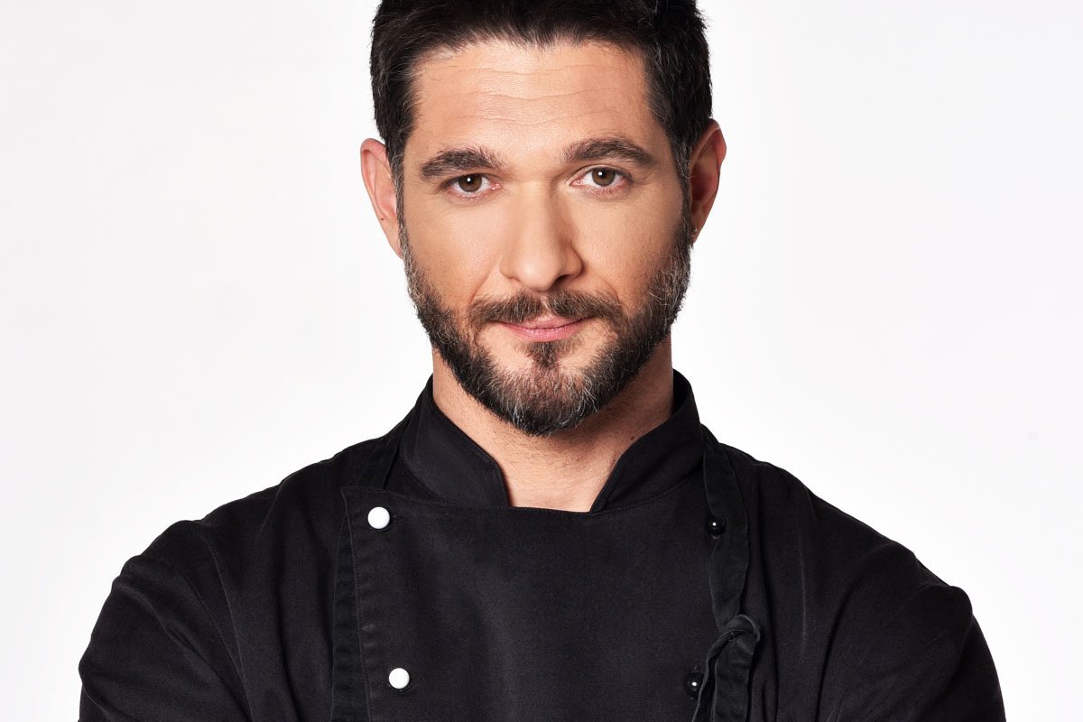 Πάνος Ιωαννίδης: Ο γοητευτικός κριτής του MasterChef αποκαλύπτει για το δαχτυλίδι που φορά και τις γυναίκες που τον ελκύουν