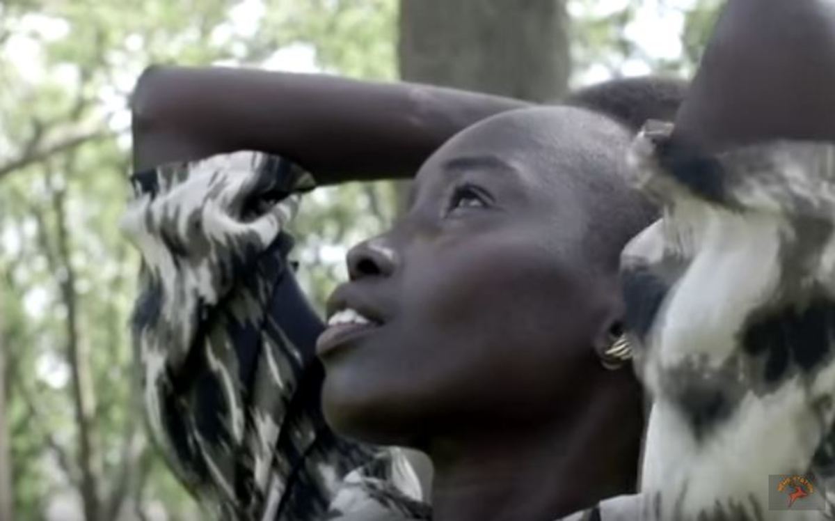 Πώς μια μετανάστρια από το Νότιο Σουδάν έγινε μοντέλο [vid]