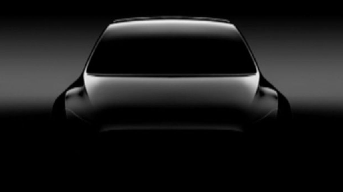 Η Tesla ετοιμάζει ένα ακόμη αμιγώς ηλεκτρικό μικρό crossover
