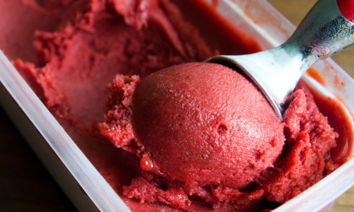 Παγωτό απλό (VS) σορμπέ: Ποιο είναι πιο υγιεινό – Τι γίνεται με τις θερμίδες