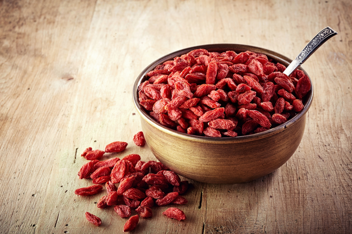Goji Berries (γκότζι μπέρι): Όλα όσα πρέπει να μάθετε για την “μοδάτη” υπερτροφή