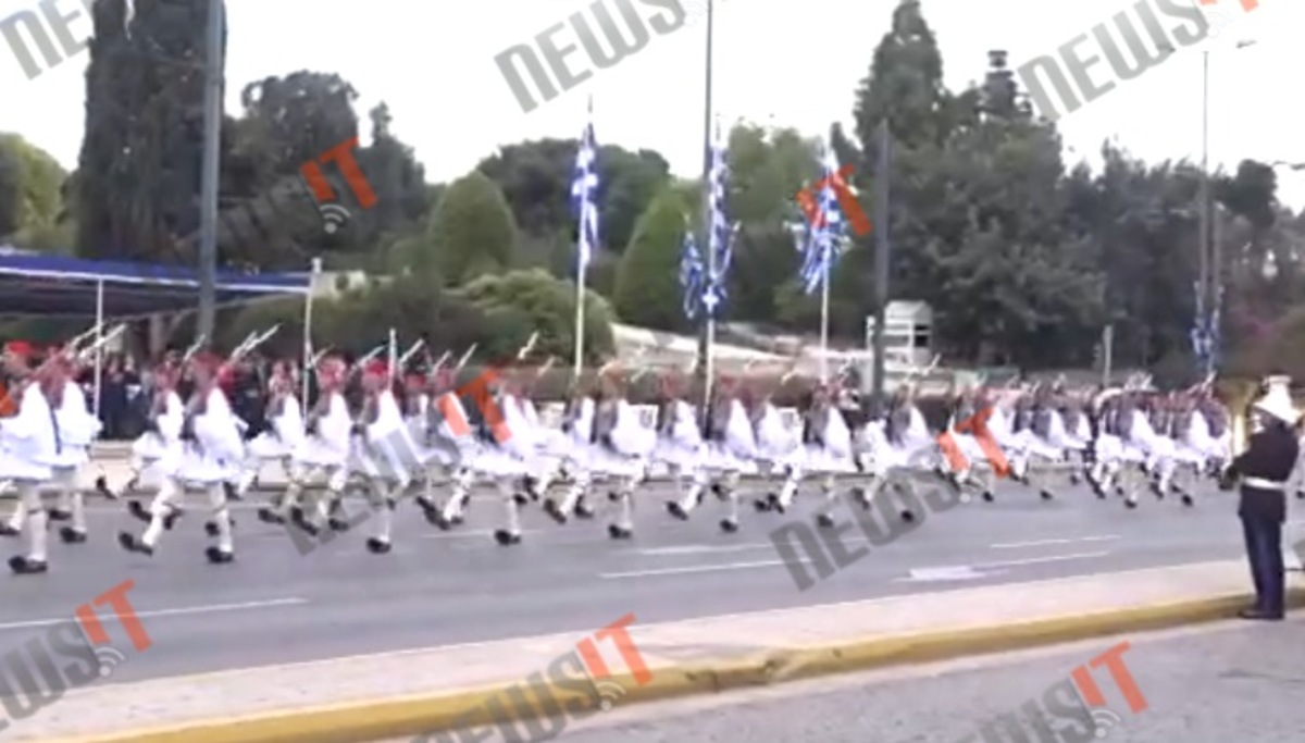 Παρέλαση:Το πέρασμα των Ευζώνων