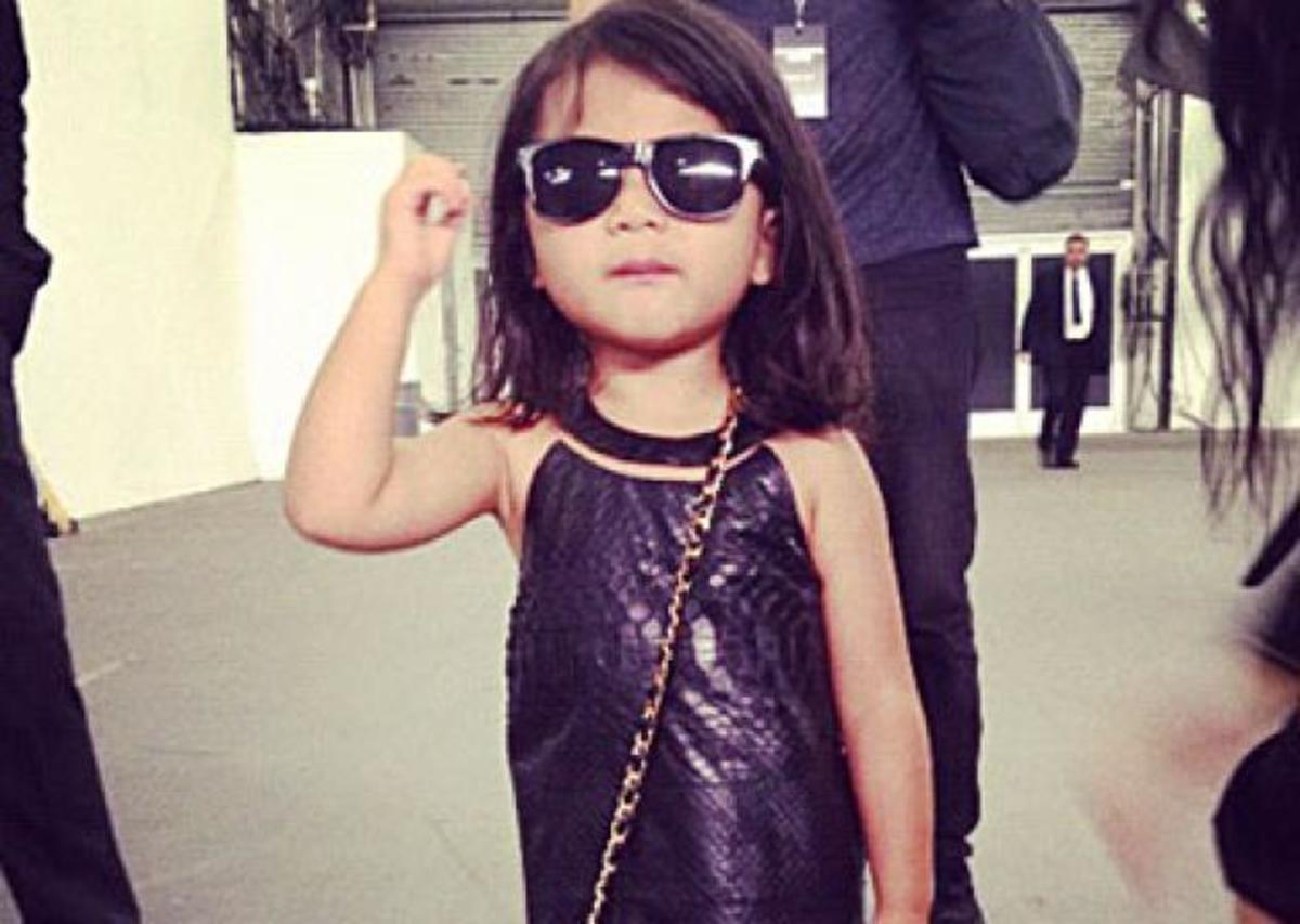 Ποιανού διάσημου σχεδιαστή η ανιψιά έκλεψε τις εντυπώσεις στο NY Fashion Week;