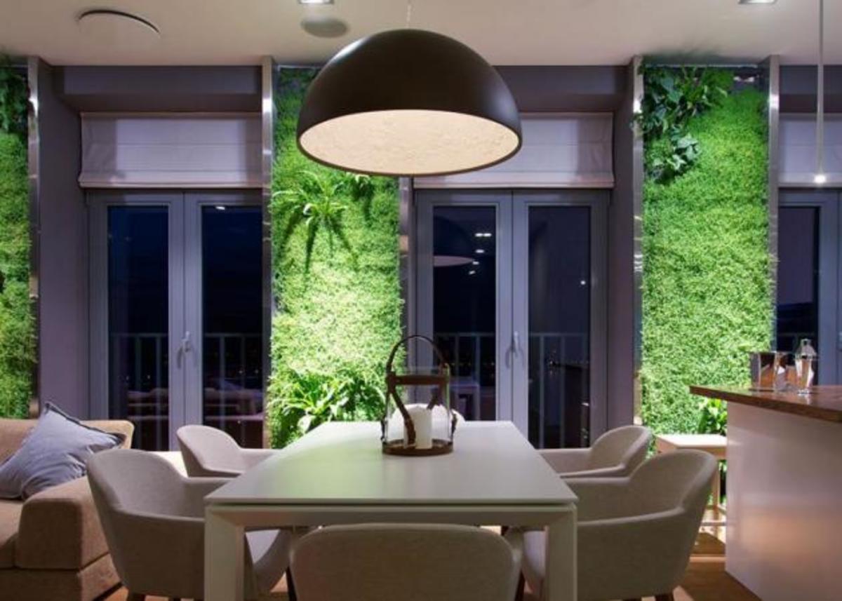 Ένα διαμέρισμα με τοίχους από… γκαζόν