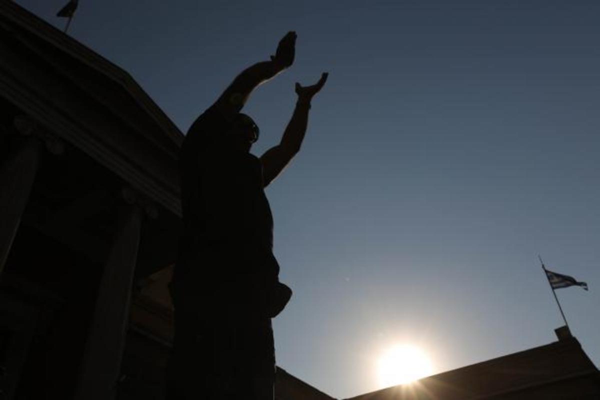 “Βυζαντινό παρασκήνιο” και πιέσεις για την συγκέντρωση στρατιωτικών στην Αθήνα